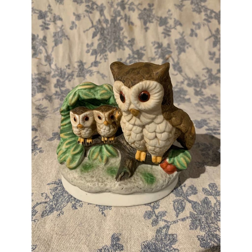 VTG Homco Ceramic Owl Figurine ft Baby Owlets